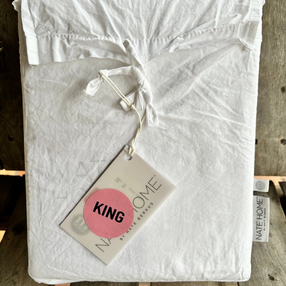 Nate Berkus  4-pc King Size Cotton SNOW WHITE Sheet Set - 100% Cotton Percale - Picture 6 of 6